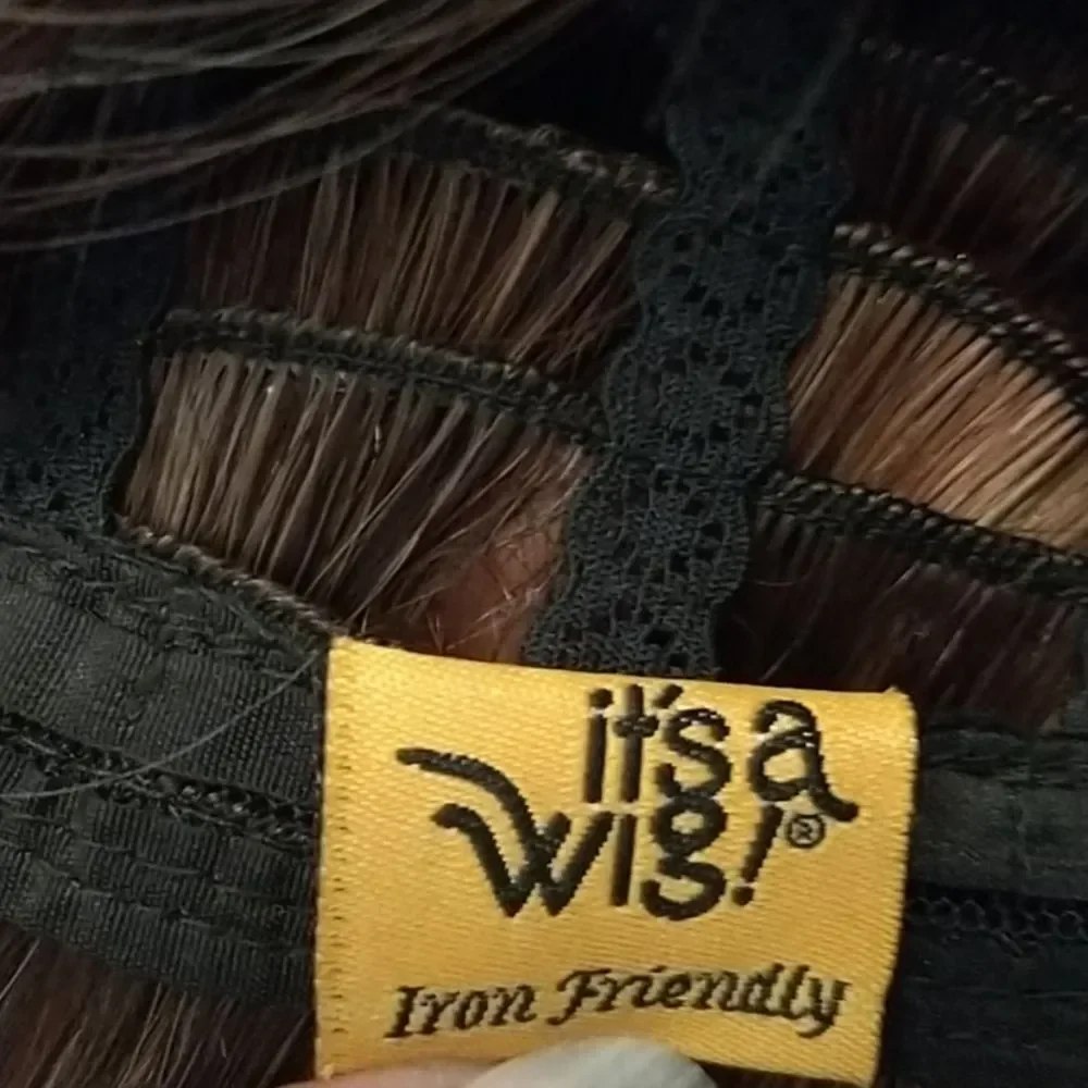 Short Bob Wig with Highlights